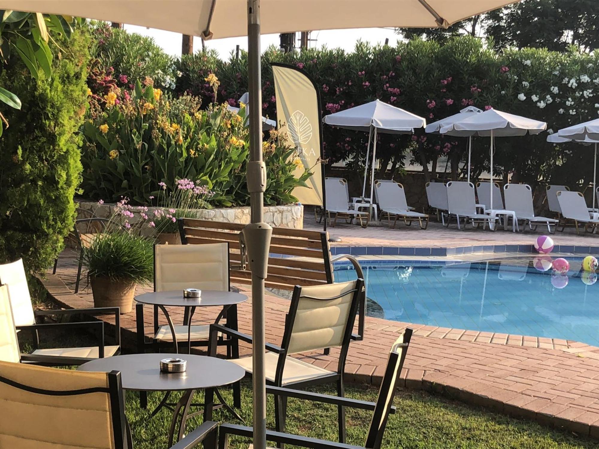 Lefka Apartments Parigoria Dış mekan fotoğraf